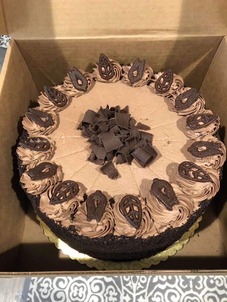 Slices Fabulous Cakes Logo