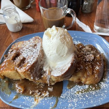 Avenue Brunch House - Cinnamon Apple French Toast - Breakfast & Brunch Near Me - Dearborn, Michigan