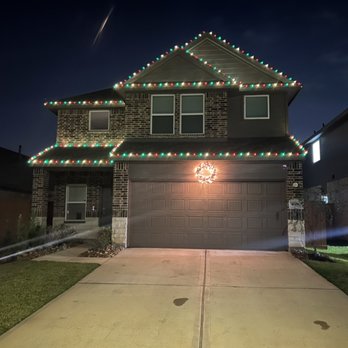 Redeemer Christmas Lights - Holiday Decorating Services Near Me Redeemer Christmas Lights - Holiday Decorating Services Near Me