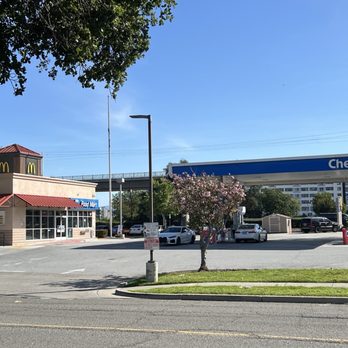 Chevron - Outside - Gas Stations Near Me - Milpitas, California Chevron - Outside - Gas Stations Near Me - Milpitas, California