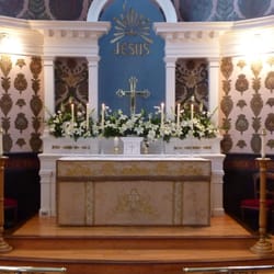 St George's Round Church - St. George's at Chrismas
