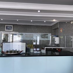 Pastelaria Fãozense - Counter