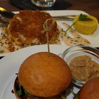 Eddie V's Prime Seafood - Jumbo crab cake and mini fillet mignon sandwiches. - Seafood Near Me - Paramus, New Jersey