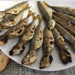 Akgün Balık Evi - Yeni yerimiz de istavrit tava