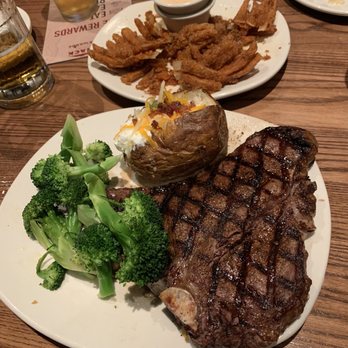 Outback Steakhouse - Porterhouse with Broc and Loaded Potato - Steakhouses Near Me - Gainesville, Virginia Outback Steakhouse - Porterhouse with Broc and Loaded Potato - Steakhouses Near Me - Gainesville, Virginia
