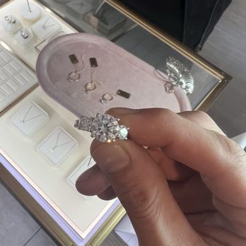 Haejin Jewelry - Jewelry Near Me - Brooklyn, New York