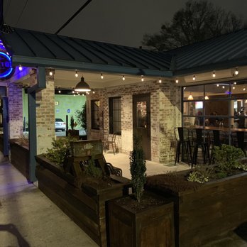 Bluetop - Front Entrance - Bars Near Me - Chamblee, Georgia