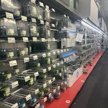 Staples - Highly organized - Shipping Centers Near Me - Fairfield, California
