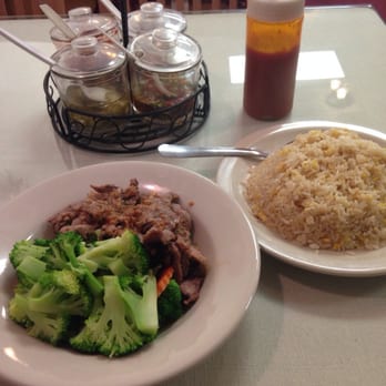 Aranya Thai Restaurant - Garlic beef with fried rice. - Thai Near Me - Burnet, Texas Aranya Thai Restaurant - Garlic beef with fried rice. - Thai Near Me - Burnet, Texas