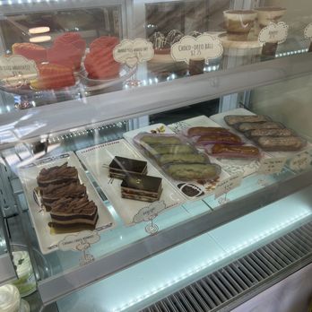 MAPRANG BAKERY & CAFE with 143 real customer photos - Updated August