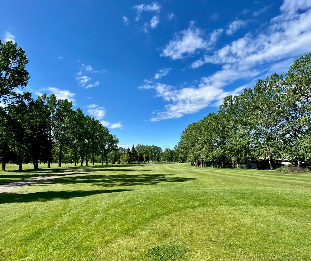 BOWDEN HIWAY GOLF COURSE Updated September 2024 16 Photos 2313