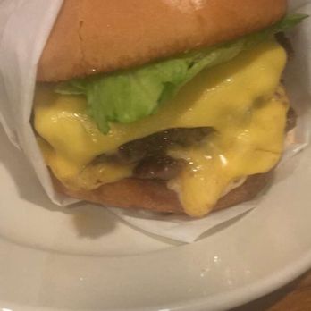 Pie 'n Burger - Double cheese burger - Burgers Near Me - Pasadena, California