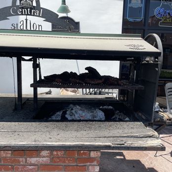 Central Station - Tri tip - Barbeque Near Me - Fillmore, California Central Station - Tri tip - Barbeque Near Me - Fillmore, California