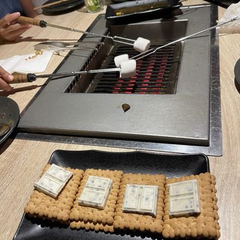 Kintan Japanese BBQ - Prepping the s''mores - Japanese Near Me - London, XGL Kintan Japanese BBQ - Prepping the s''mores - Japanese Near Me - London, XGL