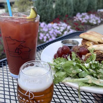 45th Parallel Distillery - Chicken sandwich - Pizza Near Me - New Richmond, Wisconsin