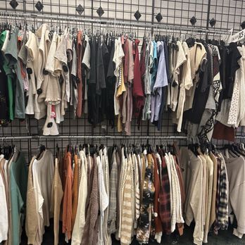Threads Consignment - Clothing rack - Thrift Stores Near Me - Janesville, Wisconsin