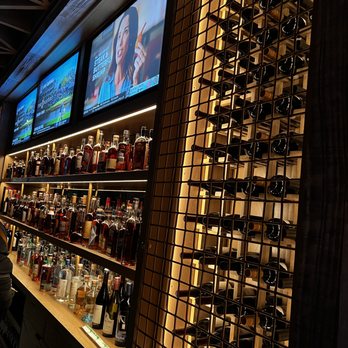 Eureka! - bar - American Near Me - Aliso Viejo, California