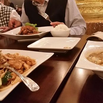 Phattra Thai Restaurant - Chicken pad thai and beef curry - Thai Near Me - Metuchen, New Jersey Phattra Thai Restaurant - Chicken pad thai and beef curry - Thai Near Me - Metuchen, New Jersey