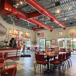 Freddy's Frozen Custard & Steakburgers