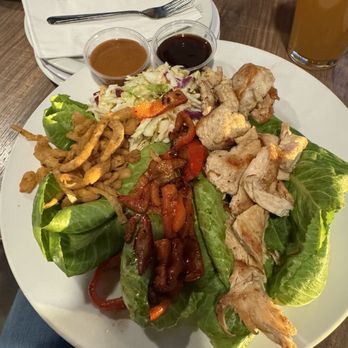 The Prairie Tavern - Lettuce Wraps with chicken - Pubs Near Me - Brush Prairie, Washington The Prairie Tavern - Lettuce Wraps with chicken - Pubs Near Me - Brush Prairie, Washington