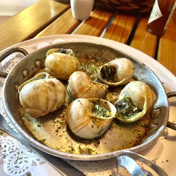 Bistro Soleiado - Escargot/Caracoles (Delicious/Deliciosos) - Breakfast & Brunch Near Me - Zihuatanejo, GRO Bistro Soleiado - Escargot/Caracoles (Delicious/Deliciosos) - Breakfast & Brunch Near Me - Zihuatanejo, GRO