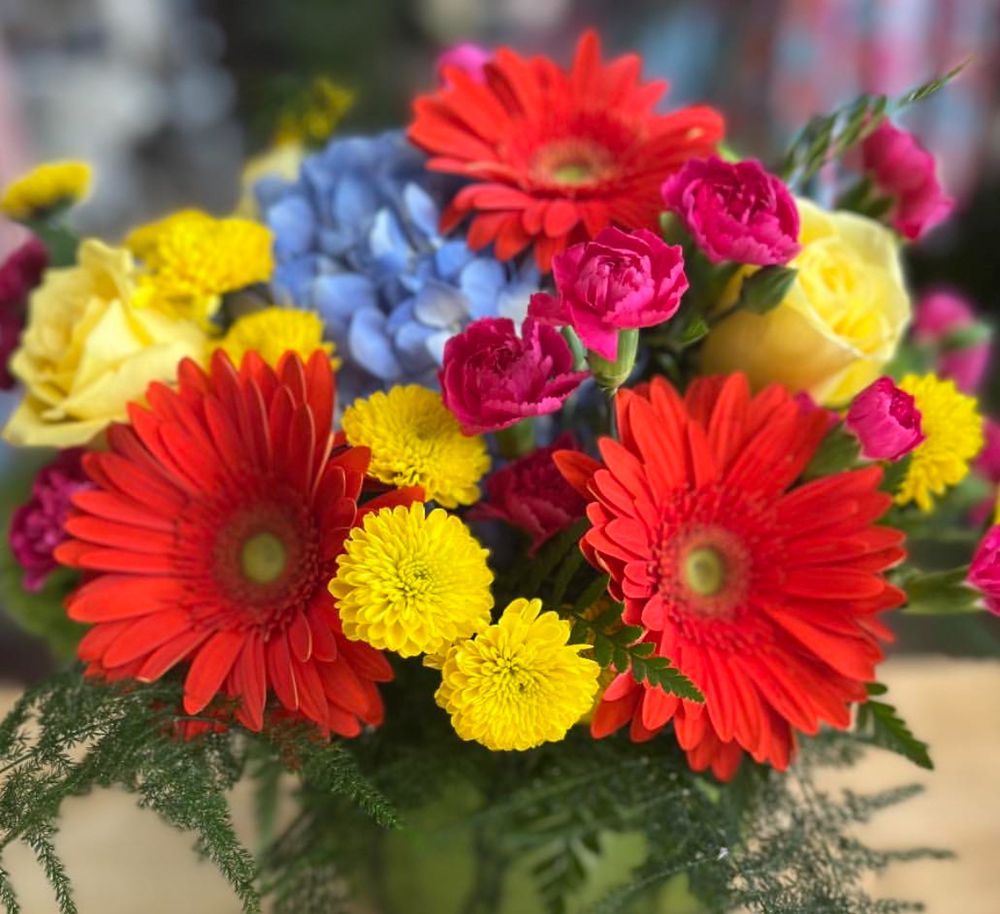 FANTASY FLOWERS OF LAKEWOOD RANCH Updated June 2024 852 Photos & 36