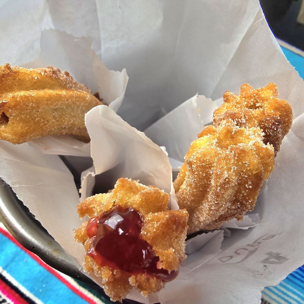 Churros El Guero - Strawberry & chocolate churros - Desserts Near Me - San Jose, California Churros El Guero - Strawberry & chocolate churros - Desserts Near Me - San Jose, California