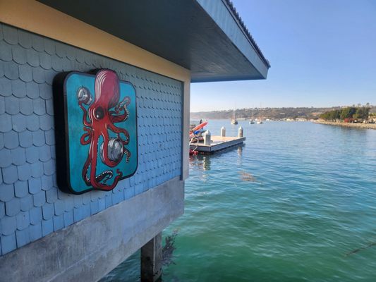 Fathom Bistro, Bait, and Tackle by null