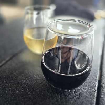 7 Vines Vineyard and Winery by null