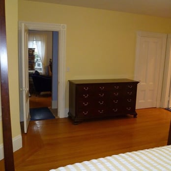 Stahl Construction - Bedroom - General Contractors Near Me