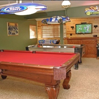 Big Bear Vacations - Game room - Vacation Rentals Near Me - Big Bear Lake, California Big Bear Vacations - Game room - Vacation Rentals Near Me - Big Bear Lake, California