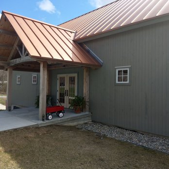Heartstone Winery - Wineries Near Me - Columbia, Connecticut