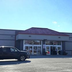 White's Ace Hardware At Geist