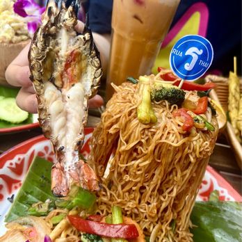 Rua Thai Restaurant - Mama Tom Yum Grilled River Prawn - Thai Near Me - Brooklyn, New York Rua Thai Restaurant - Mama Tom Yum Grilled River Prawn - Thai Near Me - Brooklyn, New York