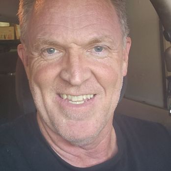 Orange County Singles - Matchmakers Near Me - Irvine, California