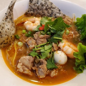 Da Lat Quan - Mi Quang closeup - Vietnamese Near Me - Seattle, Washington