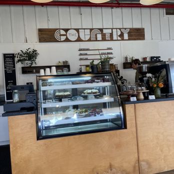 The Country Eatery - Ordering counter - Juice Bars & Smoothies Near Me - Kahuku, Hawaii