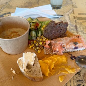 Orca Point Lodge - Food - Bed & Breakfast Near Me - Juneau, Alaska
