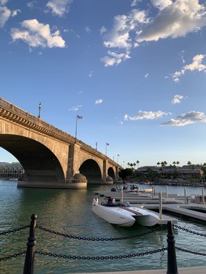 THE LONDON BRIDGE - Updated May 2025 - 598 Photos & 131 Reviews - 1340