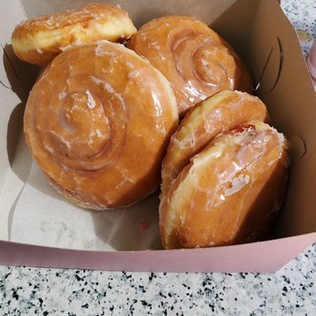 All Star Donuts - Cinnamon bun donuts and jelly filled donuts - Donuts Near Me - Buena Park, California