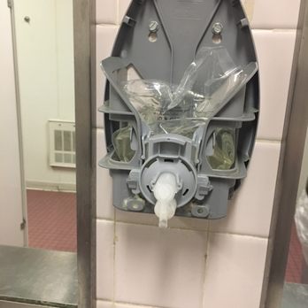 Weis Markets - No cover? And it's filthy. - Grocery Near Me - Newport, Pennsylvania Weis Markets - No cover? And it's filthy. - Grocery Near Me - Newport, Pennsylvania
