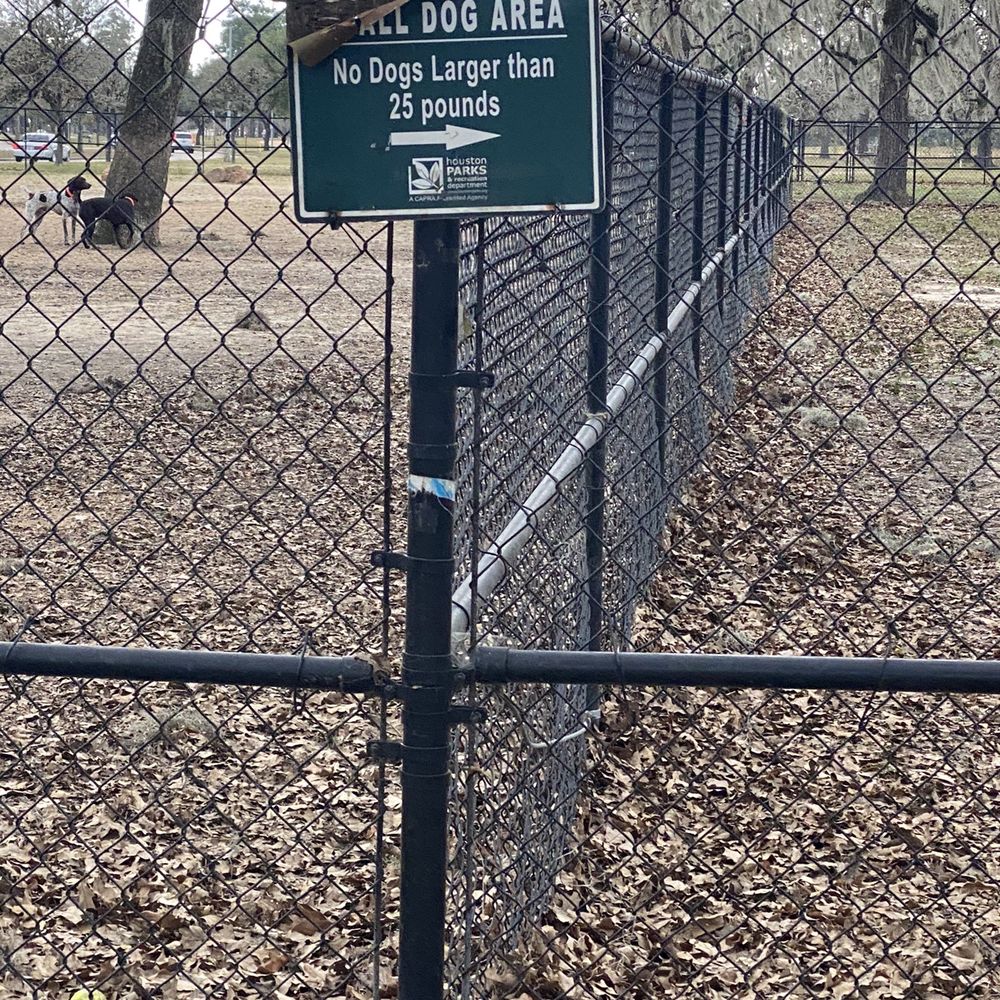 TC Jester Park - Divider for large and small dogs - Parks Near Me - Houston, Texas TC Jester Park - Divider for large and small dogs - Parks Near Me - Houston, Texas
