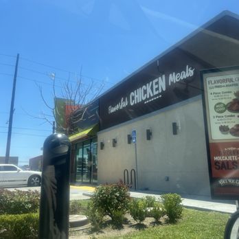 Pollo Campero - Drive Thru! - Chicken Shop Near Me - Stanton, California