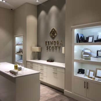 Kendra Scott - Jewelry Near Me - West Des Moines, Iowa Kendra Scott - Jewelry Near Me - West Des Moines, Iowa