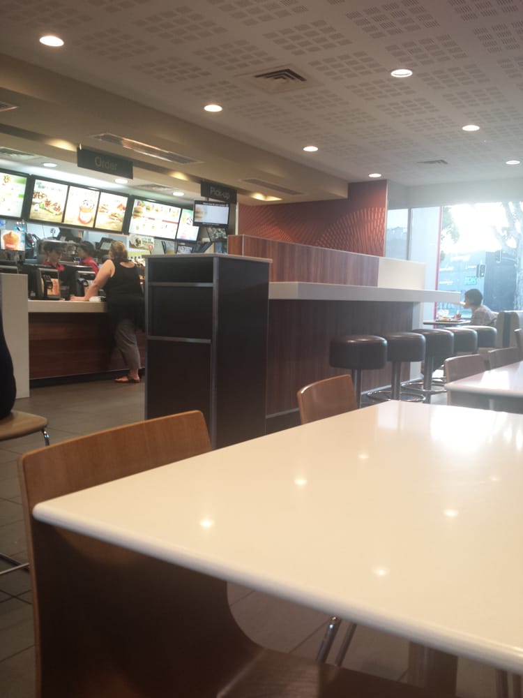 MCDONALD’S Updated May 2024 179 Sandgate Rd, Albion Queensland