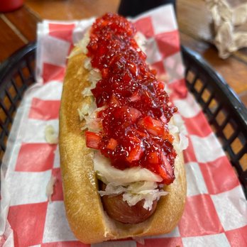 buldogies - The New Yorker - Hot Dogs Near Me - Conroe, Texas