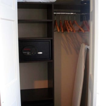 Newbury Guest House - Room safe, fridge, iron & board (Deluxe room) - Hotels Near Me - Boston, Massachusetts