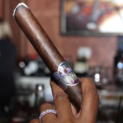 La Casa Cigars Lounge - Ann Arbor