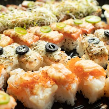 Green Leaf Sushi - The Green Leaf Signature Aburi Combo ($65) - Sushi Bars Near Me - Vancouver, British Columbia