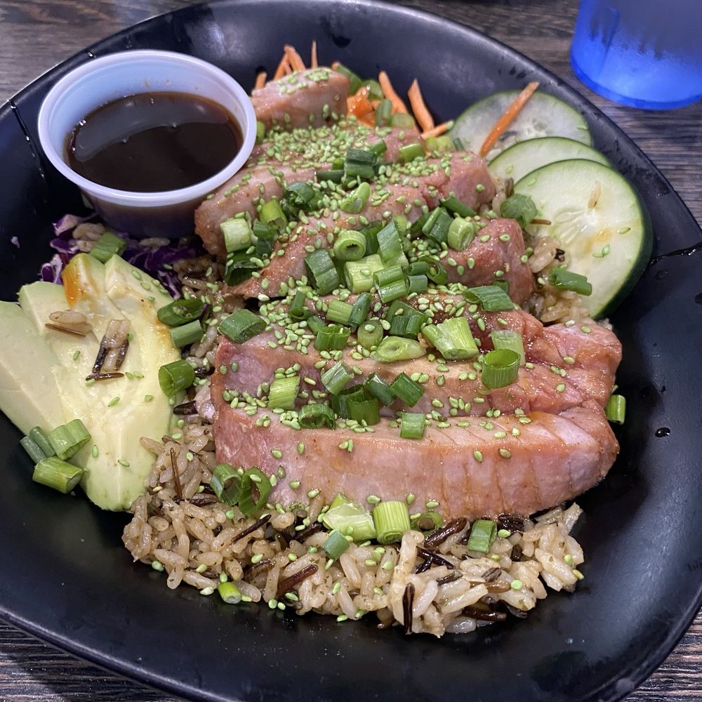 Brickhouse Grill & Pub - Ahi Tuna Steak Salad - American Near Me - Springfield, Illinois Brickhouse Grill & Pub - Ahi Tuna Steak Salad - American Near Me - Springfield, Illinois